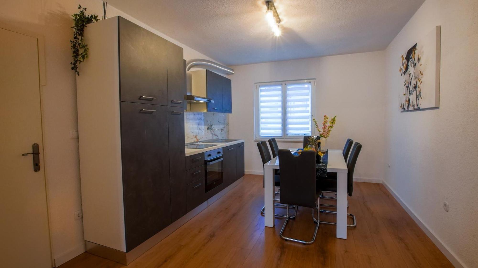 Apartman Mia With Pool1 Split Exterior photo